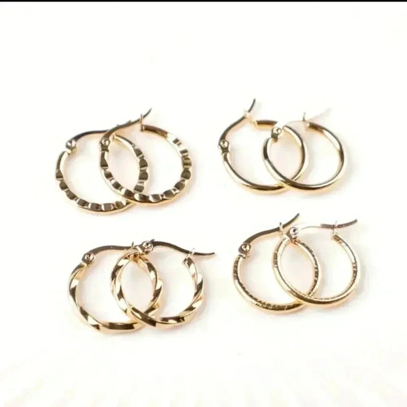4 Pairs Stainless Steel Circle Round 18k Gold Plated Earrings..NWT - Picture 4 of 6